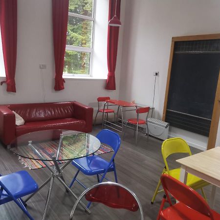Dalwhinnie Old School Hostel Esterno foto