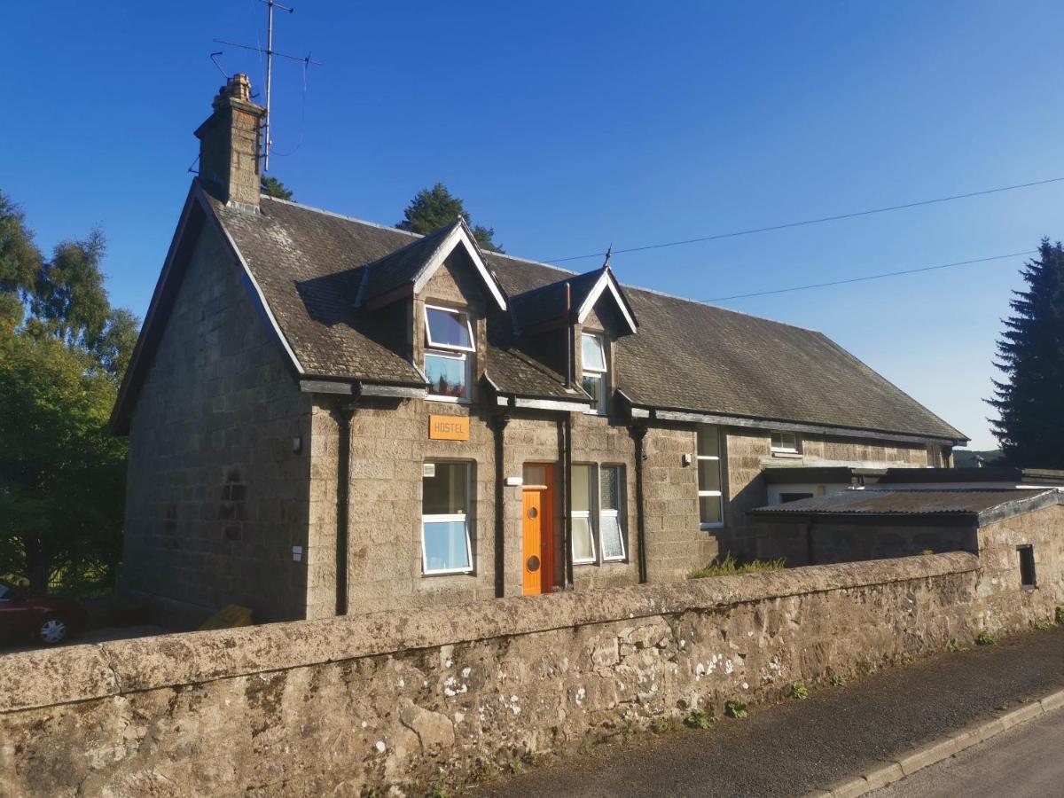 Dalwhinnie Old School Hostel Esterno foto